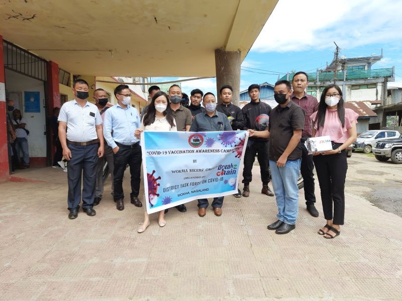 Dr CW Tungoe, CMO Wokha along with district administrative officials and medical staff at the launching of the Covid-19 vaccination awareness campaign at DC’s office Wokha on September 27.